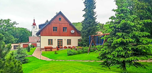 pronajem chalupy s oplocenou zahradou